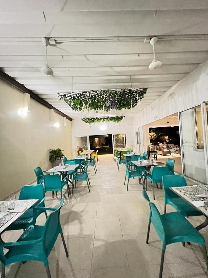 Hotel Tacaloa Inn Experience Ricaurte Exterior photo